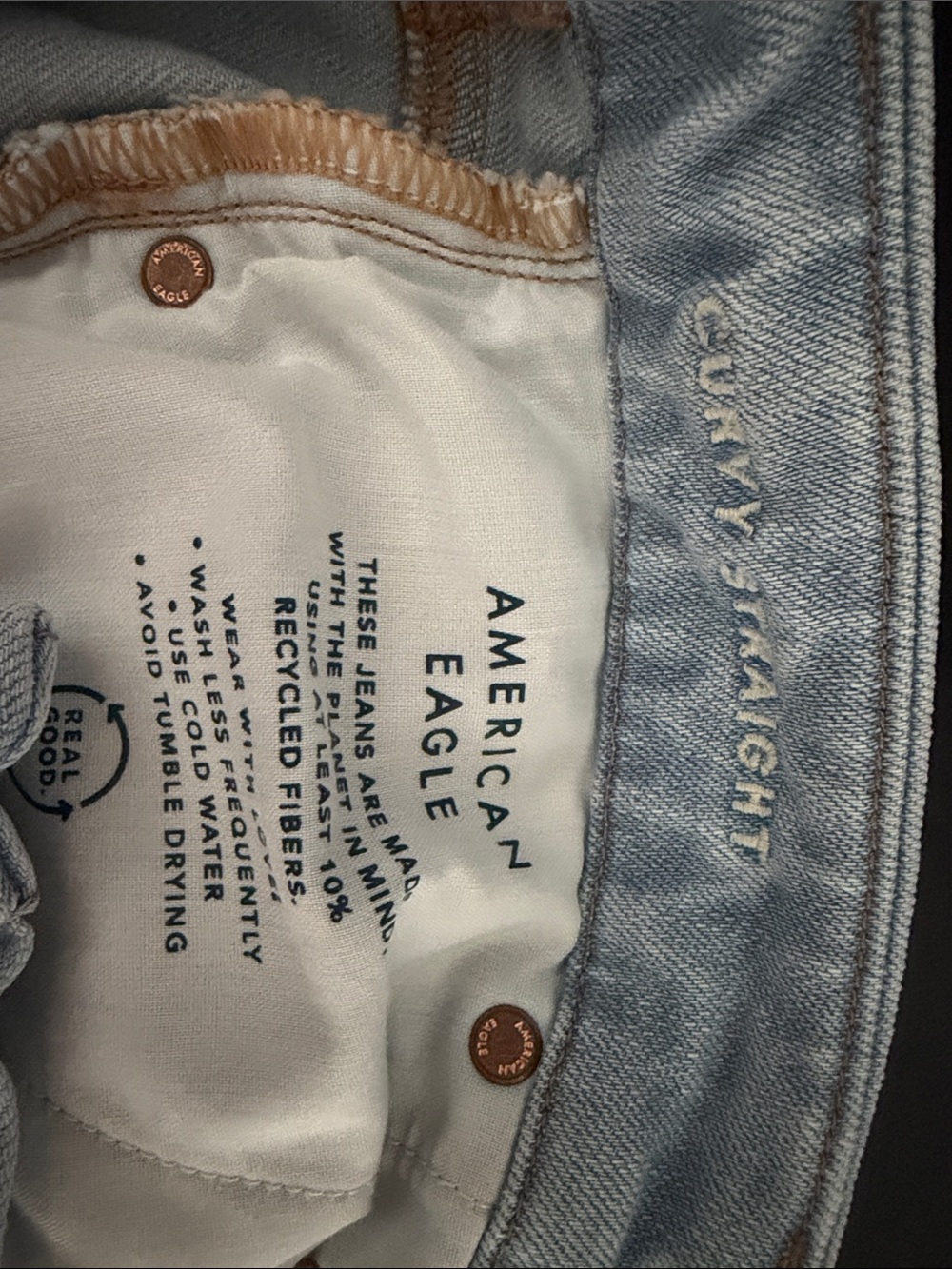 American Eagle Light Wash Curvy Straight-Leg Jeans - size 2 regular